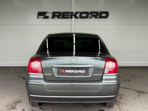 Toyota Avensis II Рестайлинг с пробегом 2008 года, цена 1 179 000 рублей, 304734 км, седан, Автокод Объявления