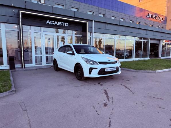 Kia Rio IV с пробегом 2017 года, цена 929 000 рублей, 123000 км, седан, Автокод Объявления