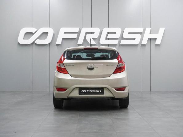 Hyundai Solaris I с пробегом 2013 года, цена 799 000 рублей, 121374 км, хэтчбек, Автокод Объявления