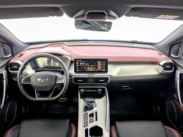 Geely Coolray I с пробегом 2023 года, цена 1 920 000 рублей, 40335 км, внедорожник, Автокод Объявления
