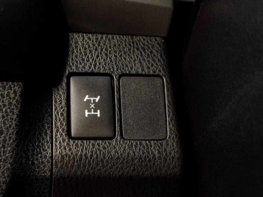 Toyota RAV4 IV (XA40) Рестайлинг Екатеринбург  - изображение 25