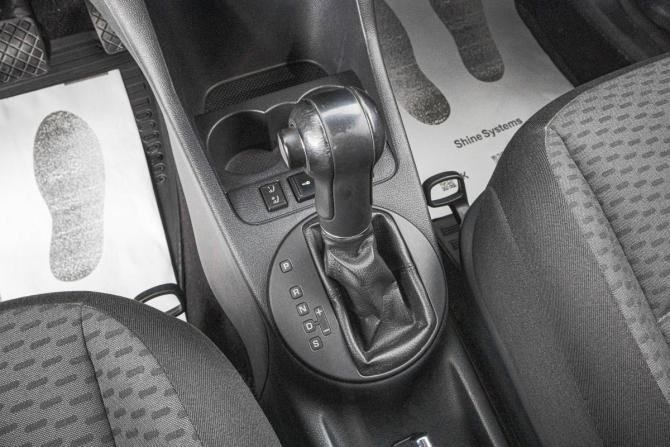 Skoda Fabia II Рестайлинг с пробегом 2012 года, цена 849 000 рублей, 189000 км, хэтчбек, Автокод Объявления