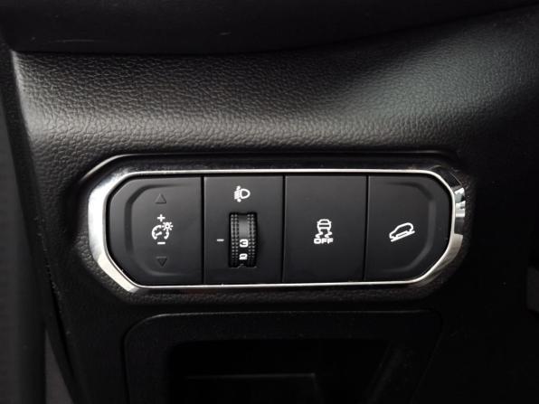 Haval Jolion I с пробегом 2023 года, цена 1 359 000 рублей, 79532 км, внедорожник, Автокод Объявления