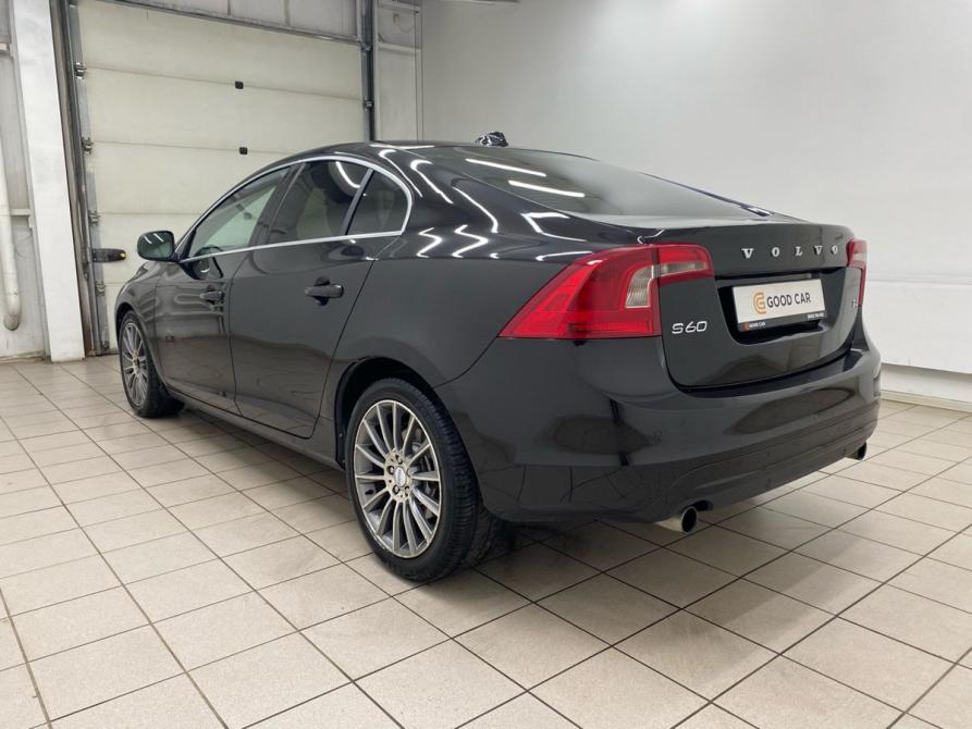 Volvo S60 II Рестайлинг Энгельс  - изображение 4