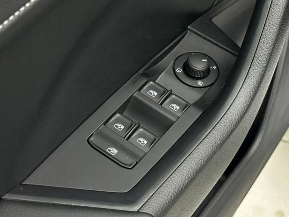 Новый Skoda Superb III Рестайлинг 2025 года, цена 3 049 000 рублей, лифтбек, Автокод Объявления