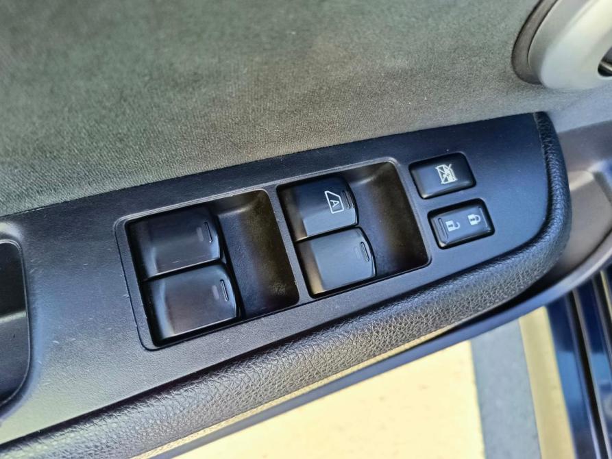 Nissan Tiida I Рестайлинг Тюмень  - изображение 11