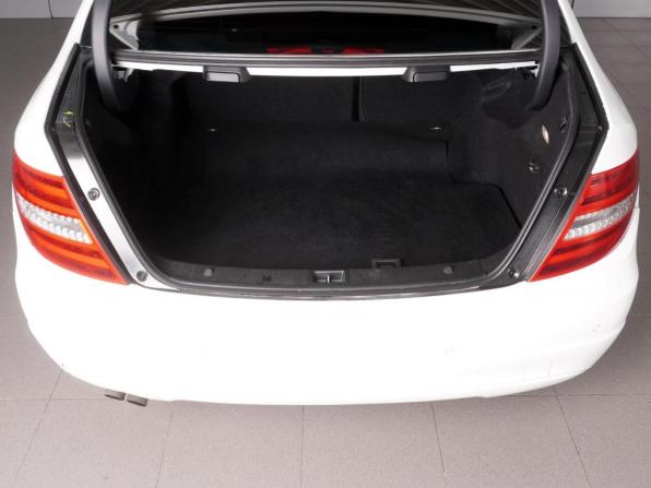 Mercedes-Benz C-Класс III (W204) Рестайлинг с пробегом 2013 года, цена 1 549 000 рублей, 113028 км, седан, Автокод Объявления