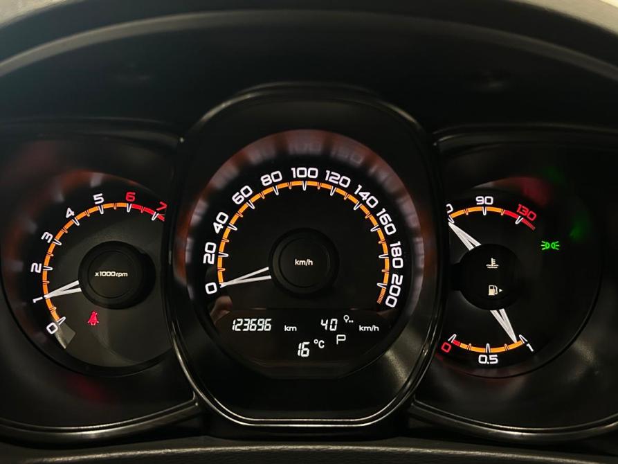 Lada (ВАЗ) Vesta I Санкт-Петербург  - изображение 21
