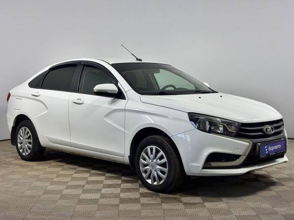Lada (ВАЗ) Vesta I с пробегом 2019 года, цена 865 000 рублей, 115800 км, седан, Автокод Объявления