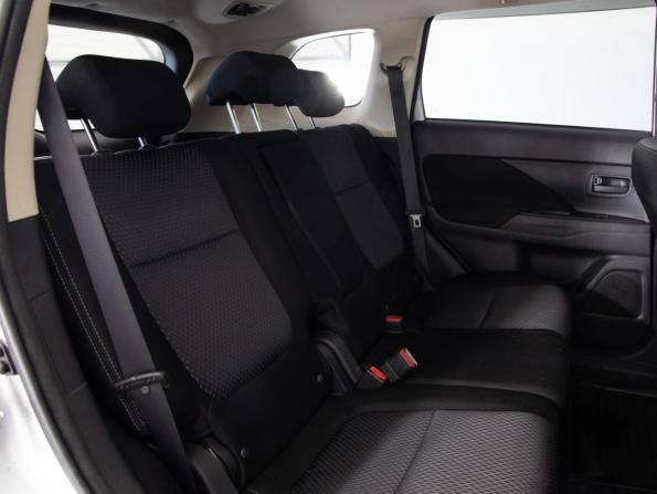 Mitsubishi Outlander III Рестайлинг 2 с пробегом 2017 года, цена 1 699 000 рублей, 113879 км, внедорожник, Автокод Объявления