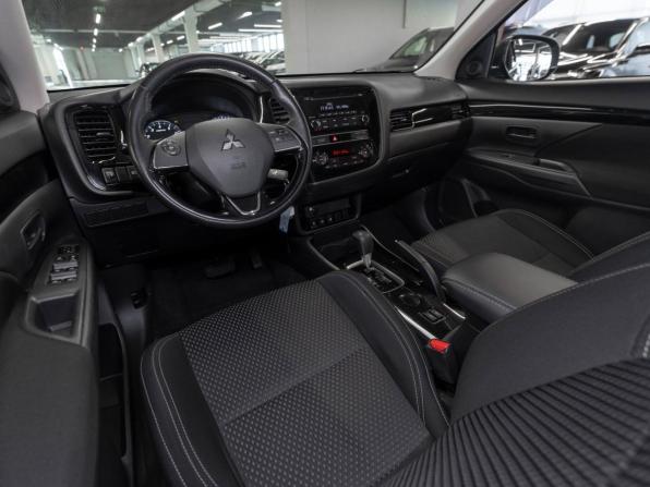 Mitsubishi Outlander III Рестайлинг 3 с пробегом 2019 года, цена 2 180 000 рублей, 80304 км, внедорожник, Автокод Объявления