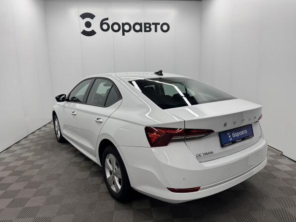 Skoda Octavia IV (A8) с пробегом 2021 года, цена 2 259 000 рублей, 89577 км, лифтбек, Автокод Объявления