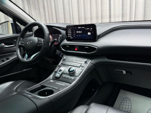 Hyundai Santa Fe IV Рестайлинг с пробегом 2021 года, цена 3 449 000 рублей, 40709 км, внедорожник, Автокод Объявления