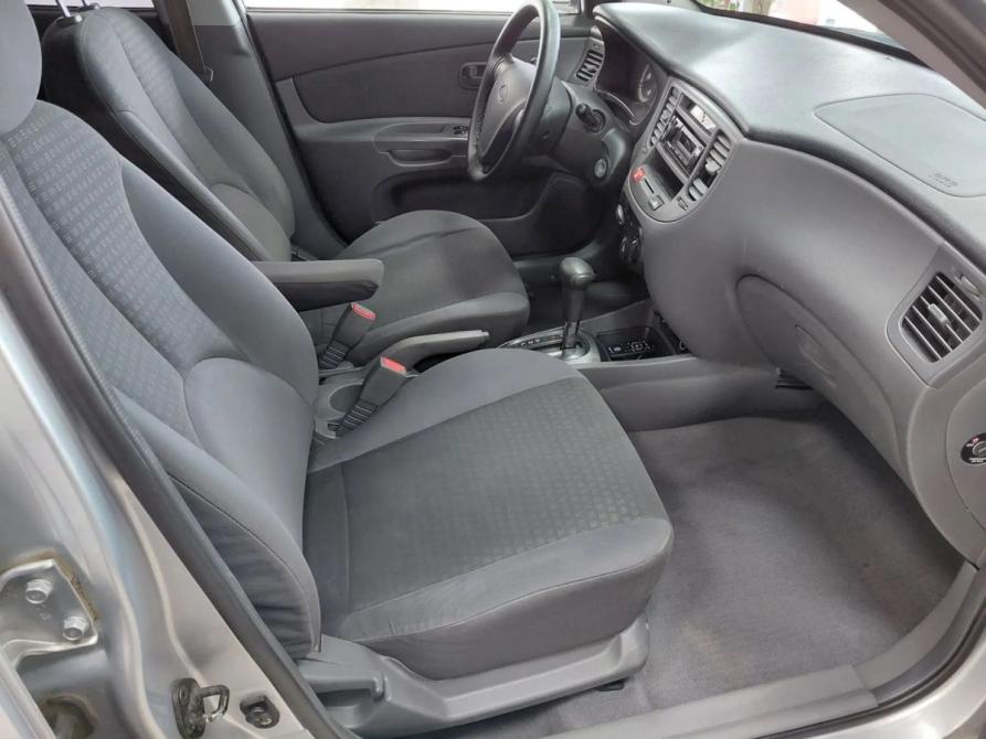 Kia Rio II Москва  - изображение 10