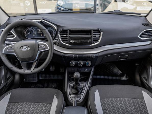 Lada (ВАЗ) Vesta I Рестайлинг (NG) с пробегом 2023 года, цена 1 164 000 рублей, 26700 км, седан, Автокод Объявления