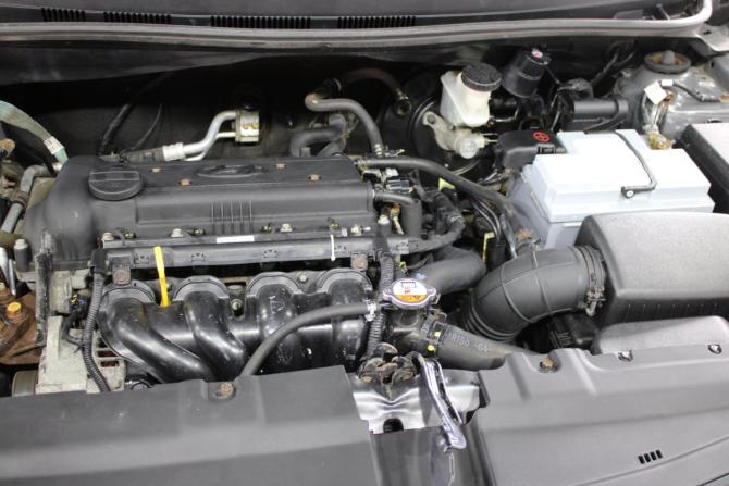 Hyundai Solaris I Рестайлинг с пробегом 2015 года, цена 799 000 рублей, 212000 км, седан, Автокод Объявления