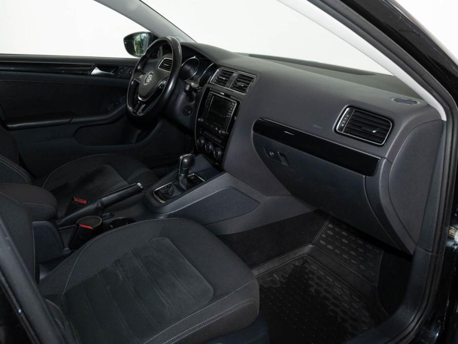 Volkswagen Jetta VI Рестайлинг Казань  - изображение 6