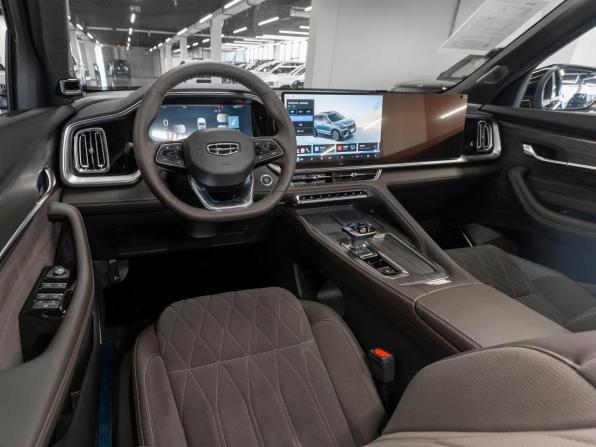 Geely Monjaro I Рестайлинг 2 с пробегом 2025 года, цена 4 200 000 рублей, 30 км, внедорожник, Автокод Объявления