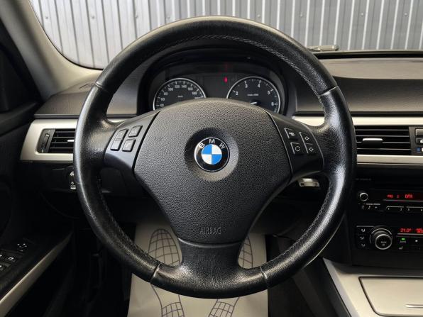 BMW 3 серии V (E90/E91/E92/E93) Рестайлинг с пробегом 2010 года, цена 1 137 000 рублей, 111078 км, седан, Автокод Объявления