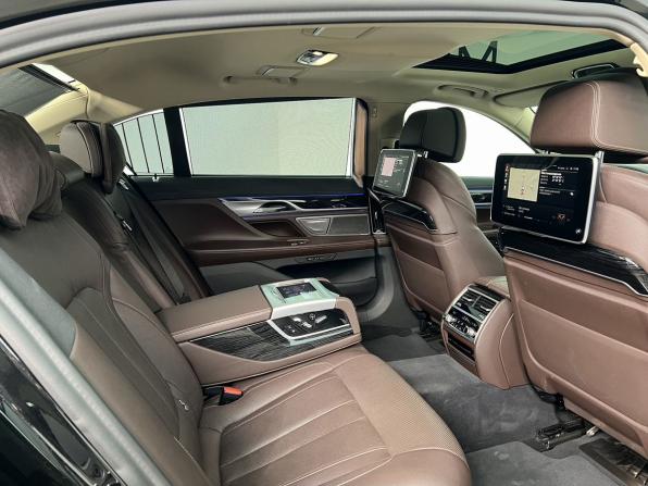 BMW 7 серии VI (G11/G12) Рестайлинг с пробегом 2020 года, цена 5 790 000 рублей, 99832 км, седан, Автокод Объявления
