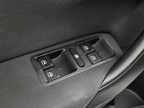 Volkswagen Polo V с пробегом 2012 года, цена 641 000 рублей, 166160 км, хэтчбек, Автокод Объявления
