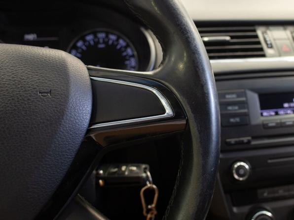 Skoda Octavia III (A7) с пробегом 2013 года, цена 865 000 рублей, 255902 км, лифтбек, Автокод Объявления