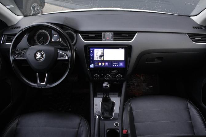 Skoda Octavia III (A7) Рестайлинг с пробегом 2018 года, цена 2 490 000 рублей, 65411 км, лифтбек, Автокод Объявления