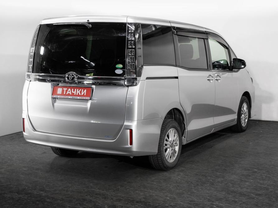Toyota Voxy III (R80) Иркутск  - изображение 3