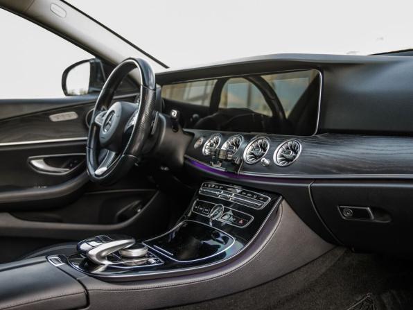 Mercedes-Benz E-Класс V (W213 S213 C238) с пробегом 2017 года, цена 2 528 000 рублей, 201945 км, седан, Автокод Объявления