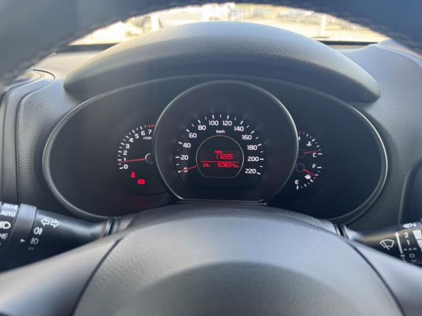 Kia Soul II Рестайлинг с пробегом 2017 года, цена 1 415 000 рублей, 60652 км, хэтчбек, Автокод Объявления