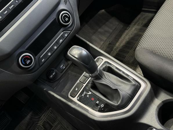 Hyundai Creta I Рестайлинг с пробегом 2021 года, цена 2 270 000 рублей, 51147 км, внедорожник, Автокод Объявления