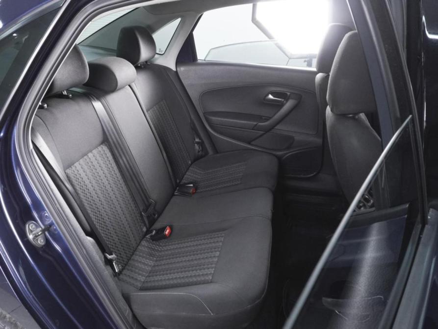 Volkswagen Polo V Рестайлинг Ростов-на-Дону  - изображение 7