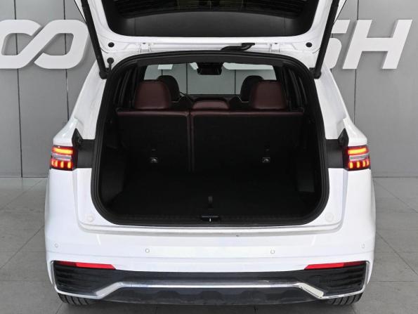 Geely Monjaro I с пробегом 2023 года, цена 3 225 000 рублей, 44146 км, внедорожник, Автокод Объявления