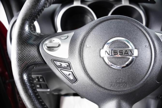 Nissan Juke I с пробегом 2012 года, цена 859 000 рублей, 242032 км, внедорожник, Автокод Объявления