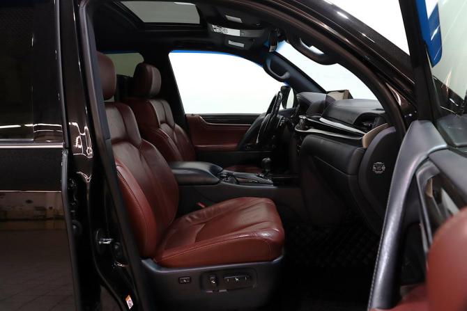 Lexus LX III Рестайлинг 2 с пробегом 2018 года, цена 7 500 000 рублей, 234500 км, внедорожник, Автокод Объявления