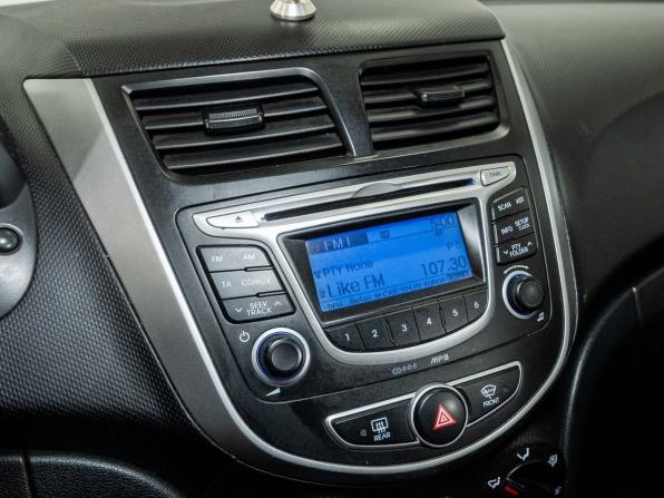 Hyundai Solaris I Рестайлинг с пробегом 2014 года, цена 910 000 рублей, 183233 км, седан, Автокод Объявления