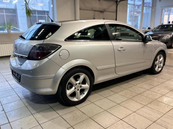Opel Astra H Рестайлинг с пробегом 2010 года, цена 639 000 рублей, 197488 км, хэтчбек, Автокод Объявления