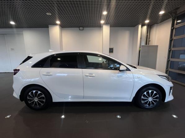 Kia Ceed III с пробегом 2018 года, цена 1 420 000 рублей, 81345 км, хэтчбек, Автокод Объявления