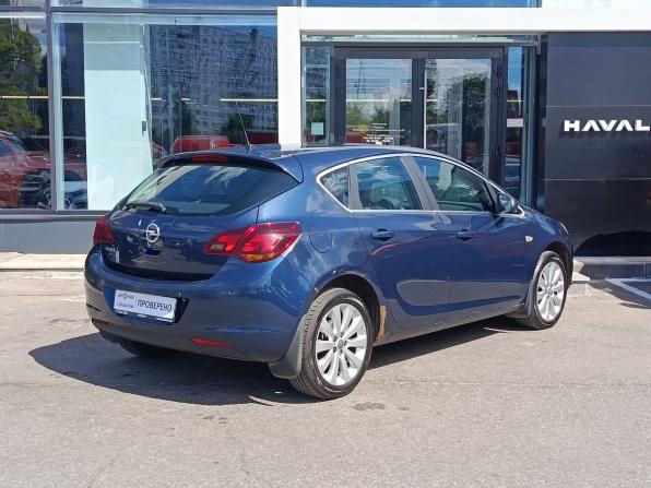 Opel Astra J с пробегом 2010 года, цена 749 000 рублей, 95675 км, хэтчбек, Автокод Объявления