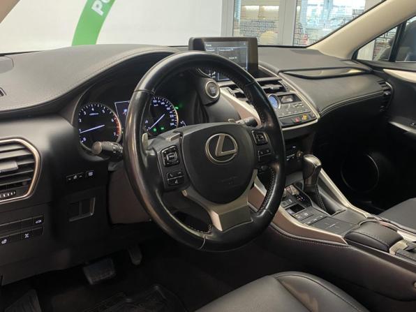 Lexus NX I Рестайлинг с пробегом 2018 года, цена 3 250 000 рублей, 68050 км, внедорожник, Автокод Объявления