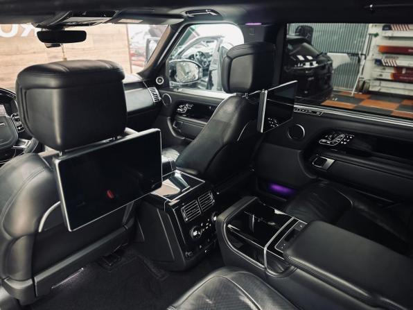 Land Rover Range Rover IV Рестайлинг с пробегом 2018 года, цена 5 990 000 рублей, 161531 км, внедорожник, Автокод Объявления