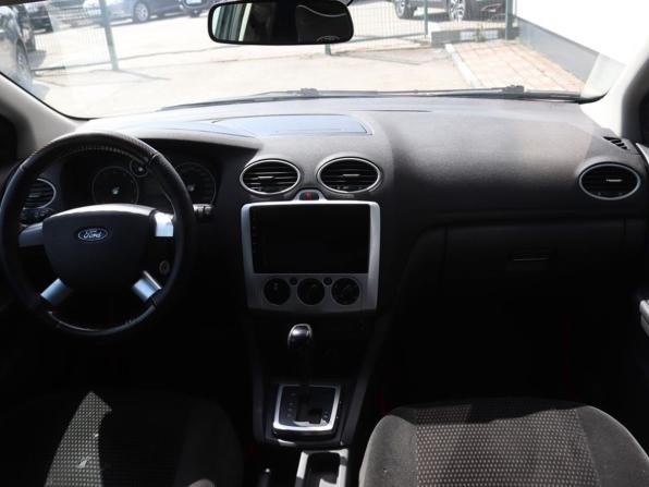 Ford Focus II с пробегом 2005 года, цена 326 000 рублей, 313000 км, седан, Автокод Объявления