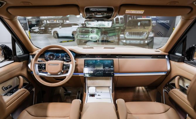 Новый Land Rover Range Rover V 2025 года, цена 36 390 000 рублей, внедорожник, Автокод Объявления
