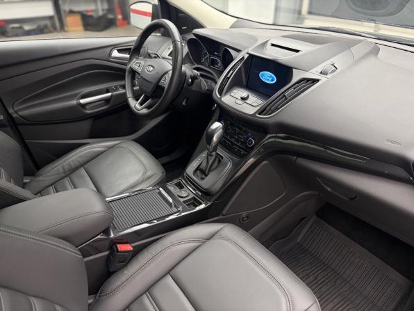 Ford Kuga II Рестайлинг с пробегом 2018 года, цена 2 199 000 рублей, 55946 км, внедорожник, Автокод Объявления