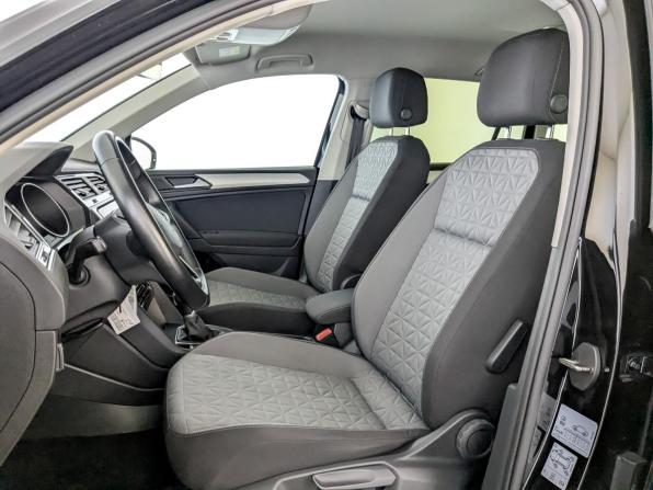 Volkswagen Tiguan II Рестайлинг с пробегом 2021 года, цена 3 150 000 рублей, 72227 км, внедорожник, Автокод Объявления