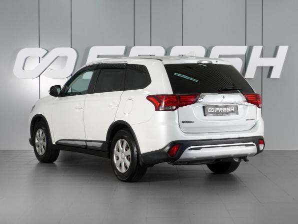 Mitsubishi Outlander III Рестайлинг 3 с пробегом 2019 года, цена 1 999 000 рублей, 179885 км, внедорожник, Автокод Объявления