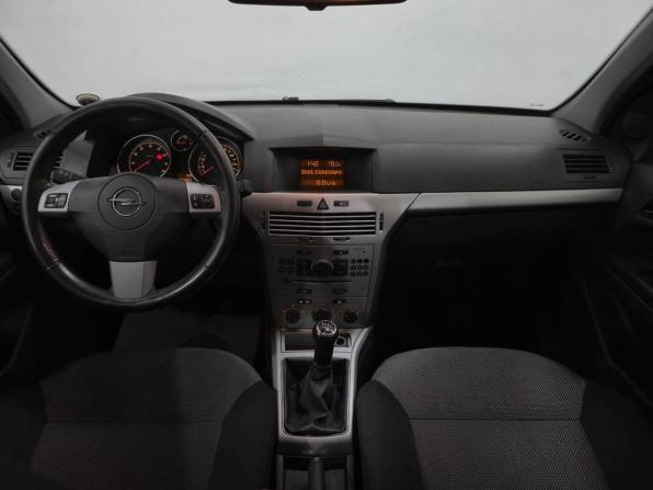 Opel Astra H Рестайлинг с пробегом 2011 года, цена 580 000 рублей, 177658 км, хэтчбек, Автокод Объявления