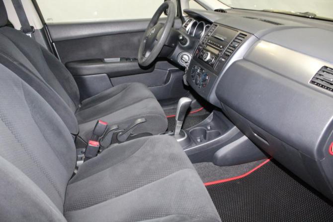 Nissan Tiida I Рестайлинг с пробегом 2011 года, цена 649 000 рублей, 195978 км, хэтчбек, Автокод Объявления