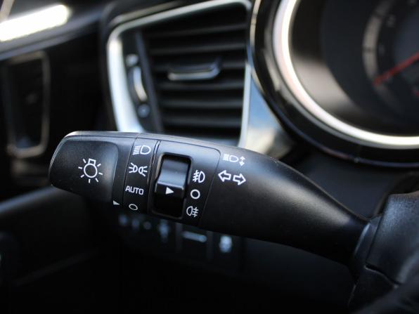 Kia Ceed III с пробегом 2019 года, цена 1 669 000 рублей, 83130 км, хэтчбек, Автокод Объявления