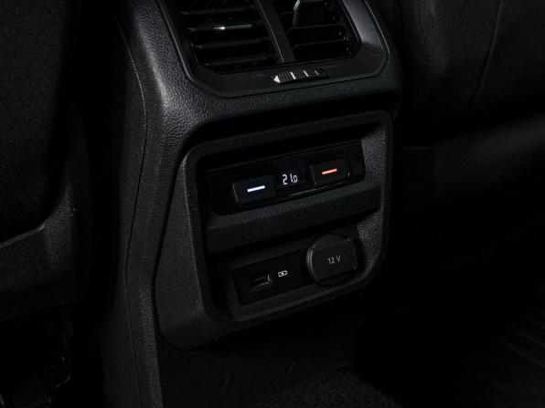 Volkswagen Tiguan II с пробегом 2019 года, цена 2 770 000 рублей, 68830 км, внедорожник, Автокод Объявления